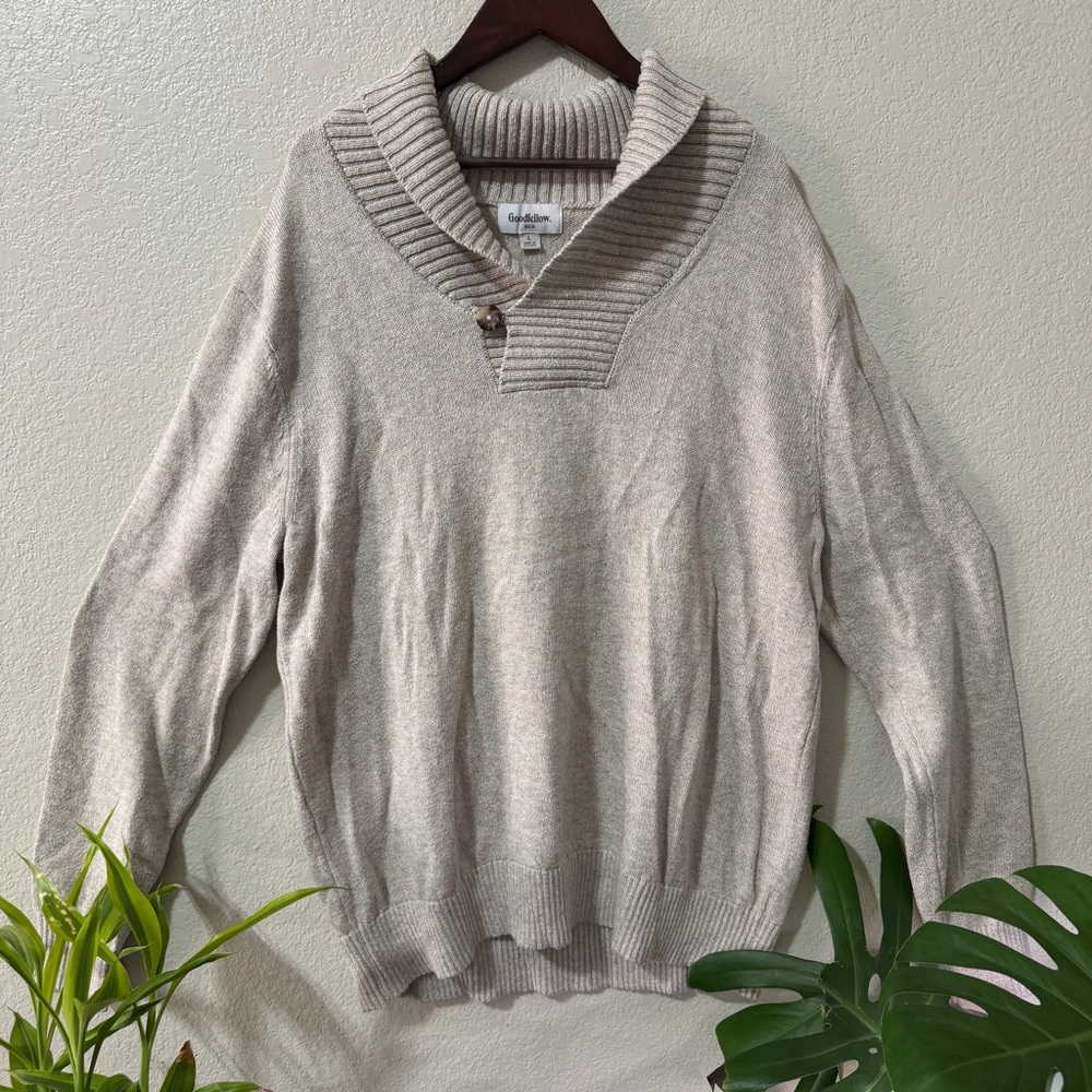✨4 for $15✨ Men's Beige Sweater with Shawl Collar